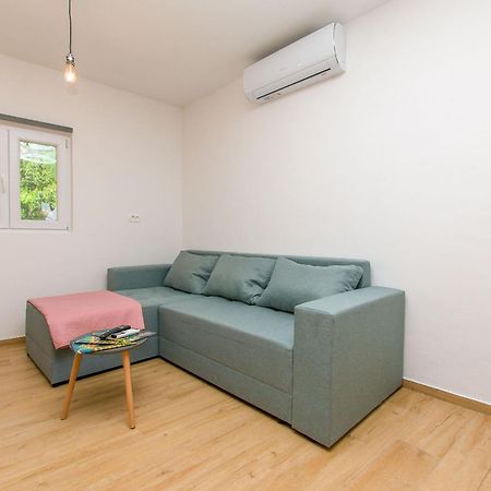 Apartment Petea 奥米什 外观 照片