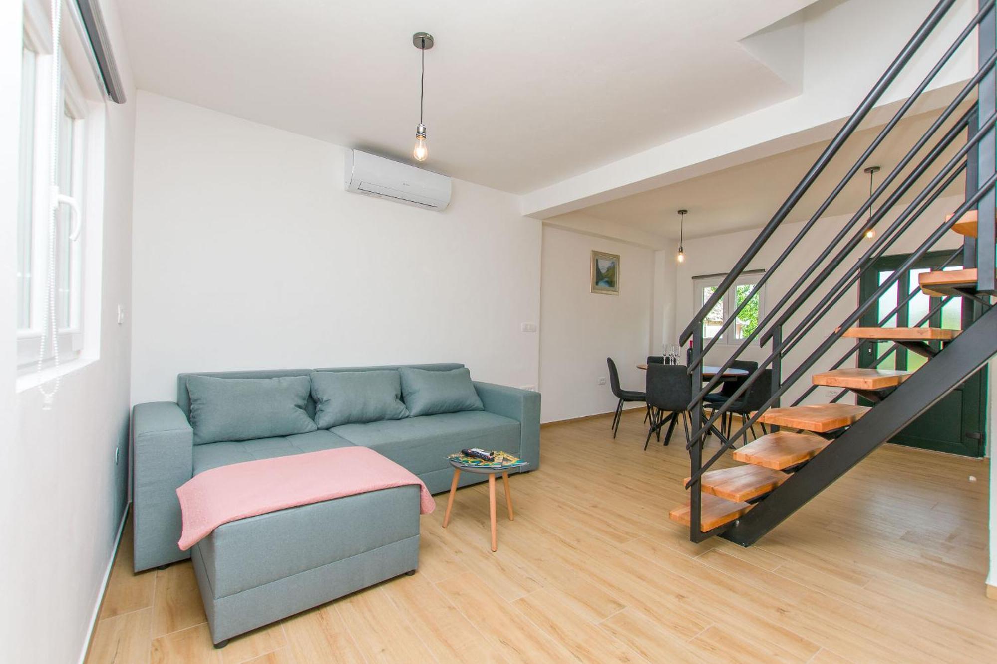 Apartment Petea 奥米什 外观 照片